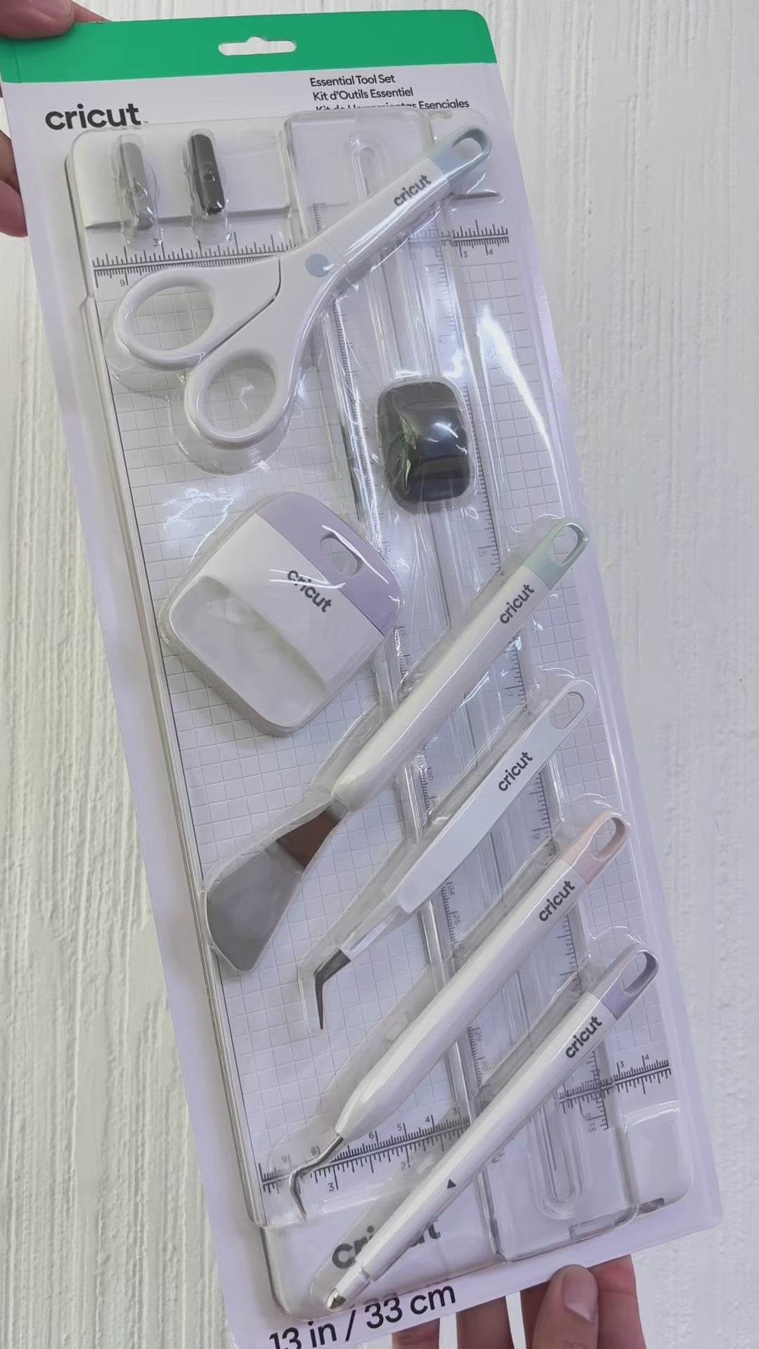 Set Esencial de Herramientas Cricut® con Guillotina Portátil de 33 cm